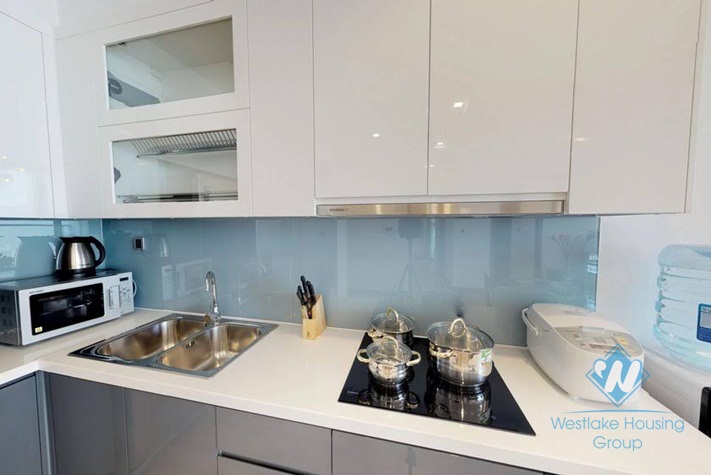 Nice and high floor two bedrooms apartment for rent in Vinhome Metropoplis, Ha Noi